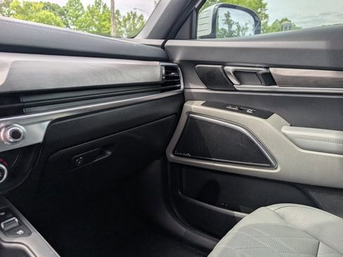 Used 2024 Kia Telluride SX X-Line AWD/4WD image 32