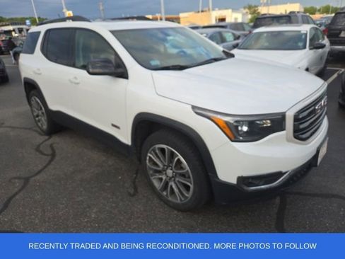 Used 2017 GMC Acadia SLT AWD/4WD image 1