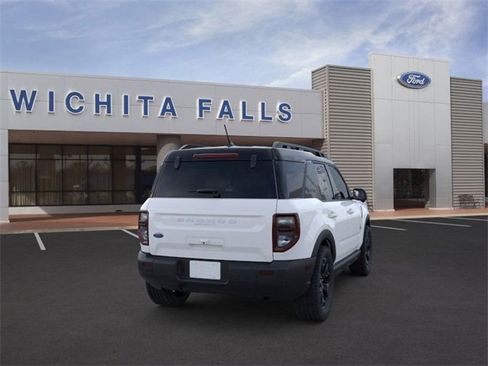 New 2025 Ford Bronco Sport Outer Banks w/ Outer Banks Tech Package+ image 8