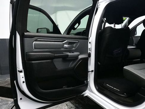 Used 2021 RAM 1500 Big Horn image 14