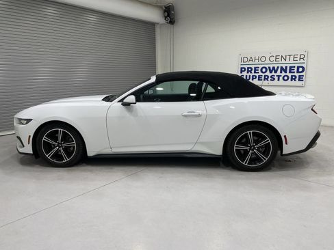 Used 2024 Ford Mustang Premium RWD image 5
