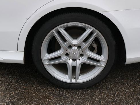Used 2014 Mercedes-Benz E 350 Sedan image 9