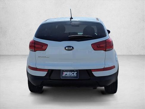 Used 2016 Kia Sportage LX image 6