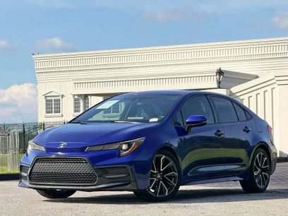 Used 2020 Toyota Corolla SE w/ SE Premium Package