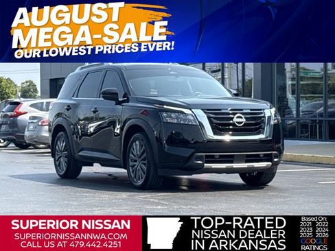 Used 2025 Nissan Pathfinder SL w/ SL Premium Package FWD image 1