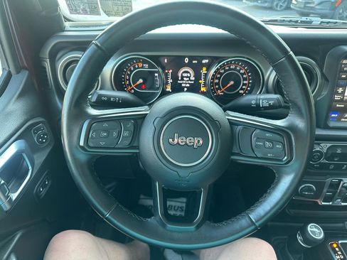 Used 2022 Jeep Gladiator Sport AWD/4WD image 21