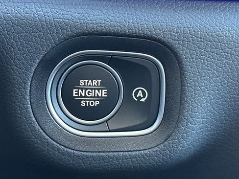 New 2026 Mercedes-Benz GLS 450 4MATIC image 23