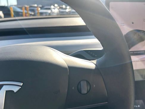 Used 2023 Tesla Model 3 Standard Range RWD image 15