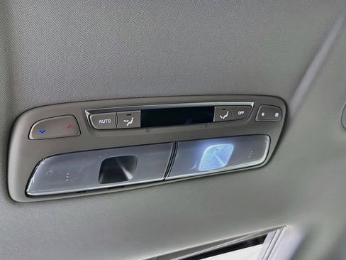 Used 2025 Kia Telluride S FWD image 30