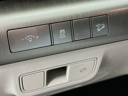 Used 2024 Hyundai Kona SEL image 17