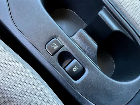 Used 2024 Toyota Corolla LE image 32