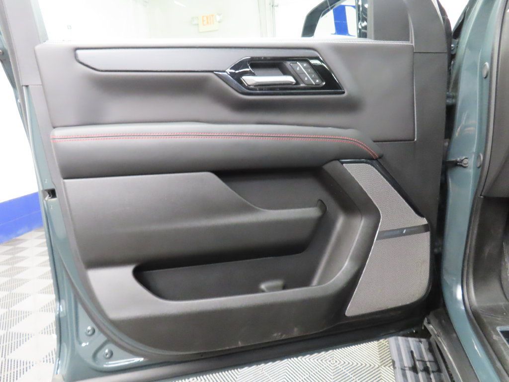 Used 2026 GMC Yukon XL AT4 Ultimate AWD/4WD image 57