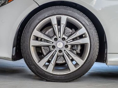 Used 2016 Mercedes-Benz E 350 Sedan w/ Premium Package image 12