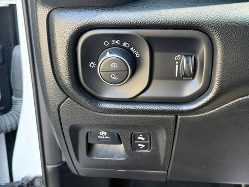 Used 2022 RAM 1500 Big Horn RWD image 20