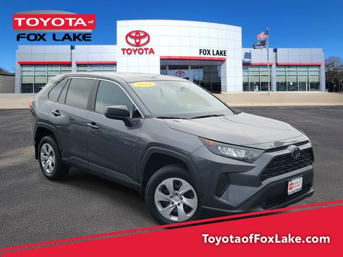 Used 2022 Toyota RAV4 LE image 1