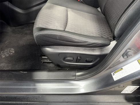 Used 2019 Nissan Rogue SV w/ Sun & Sound Touring Package image 24