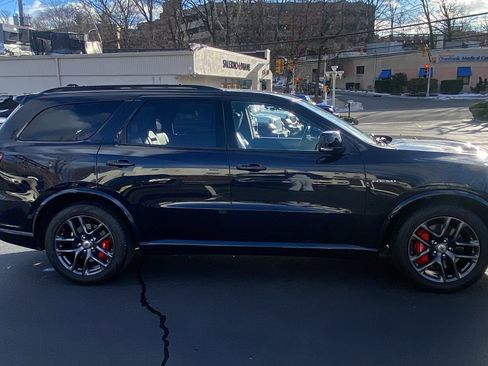 Certified 2024 Dodge Durango R/T image 30
