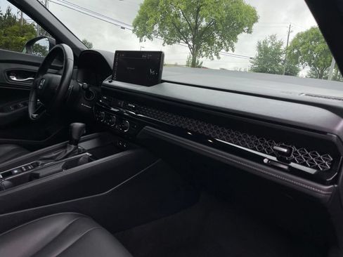 Certified 2025 Honda Accord Sport image 31