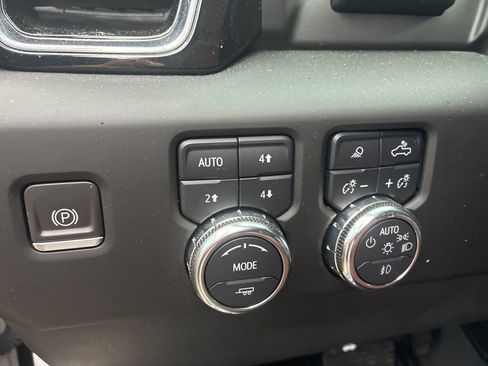 Used 2023 GMC Sierra 1500 Denali Ultimate image 13