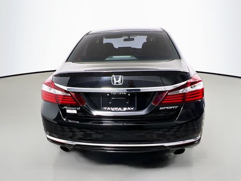 Used 2016 Honda Accord Sport image 6