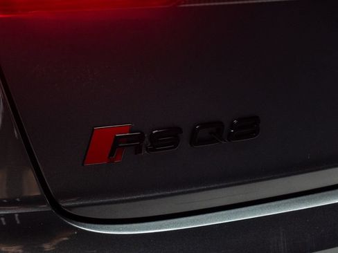 Used 2021 Audi RS Q8 w/ Carbon Optic Package AWD/4WD image 17