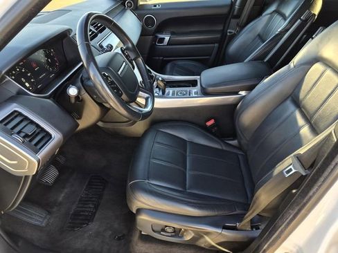 Used 2020 Land Rover Range Rover Sport HSE image 13