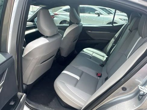 Used 2026 Toyota Camry SE w/ Convenience Package FWD image 16