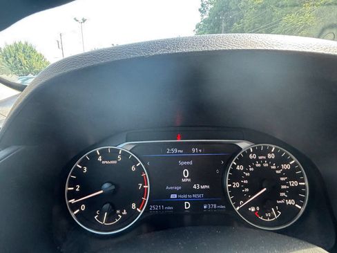 Used 2025 Nissan Altima 2.5 SV FWD image 26