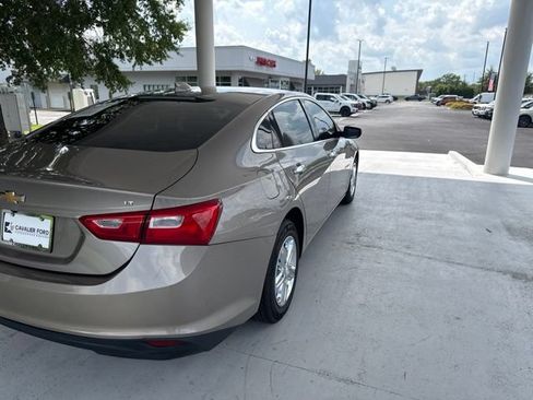 Used 2023 Chevrolet Malibu LT FWD image 3