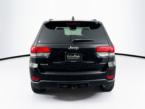Used 2021 Jeep Grand Cherokee Laredo AWD/4WD image 7