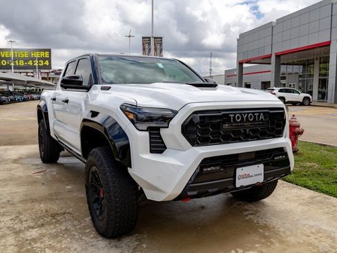 New 2026 Toyota Tacoma TRD Pro AWD/4WD image 4