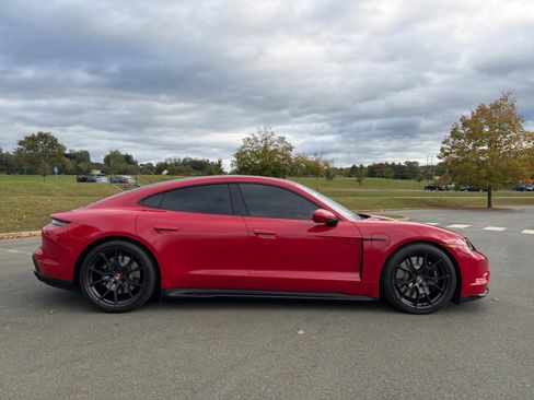 New 2025 Porsche Taycan GTS image 8