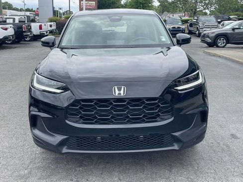 Used 2025 Honda HR-V LX image 2