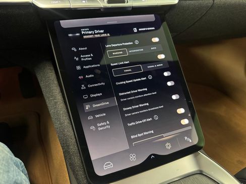 Used 2024 Lucid Air Touring image 16