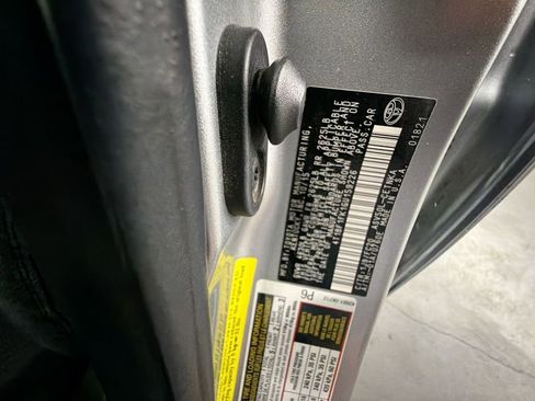 Used 2016 Toyota Camry LE image 30