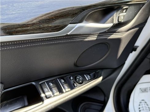 Used 2018 BMW X5 xDrive35i image 16