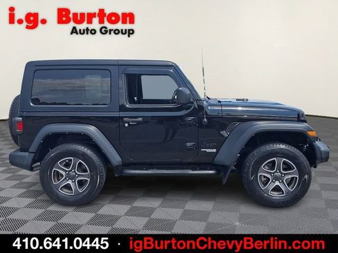 Used 2021 Jeep Wrangler Sport AWD/4WD image 7