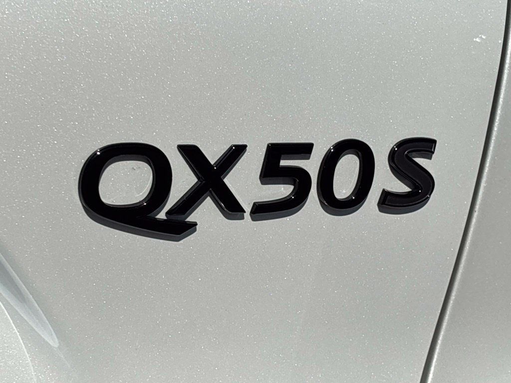 Certified 2023 INFINITI QX50 Sport FWD image 5