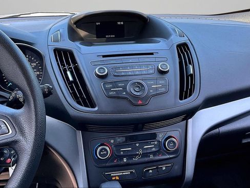 Used 2018 Ford Escape SE w/ Ford Safe & Smart Package AWD/4WD image 9