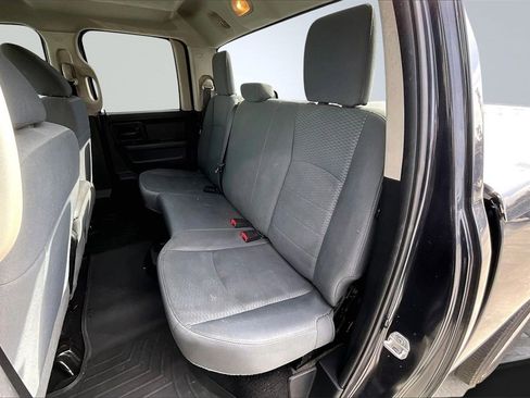 Used 2017 RAM 1500 Express image 28