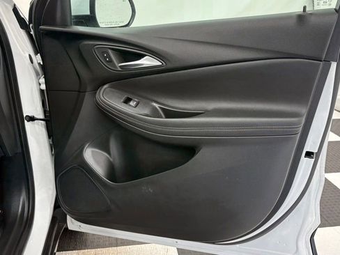 Used 2025 Buick Encore GX Preferred FWD image 22