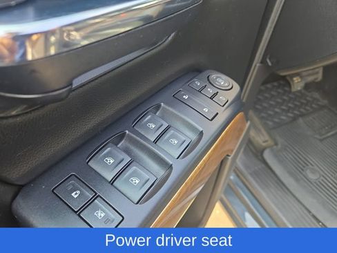 Used 2018 Chevrolet Silverado 1500 LTZ AWD/4WD image 14