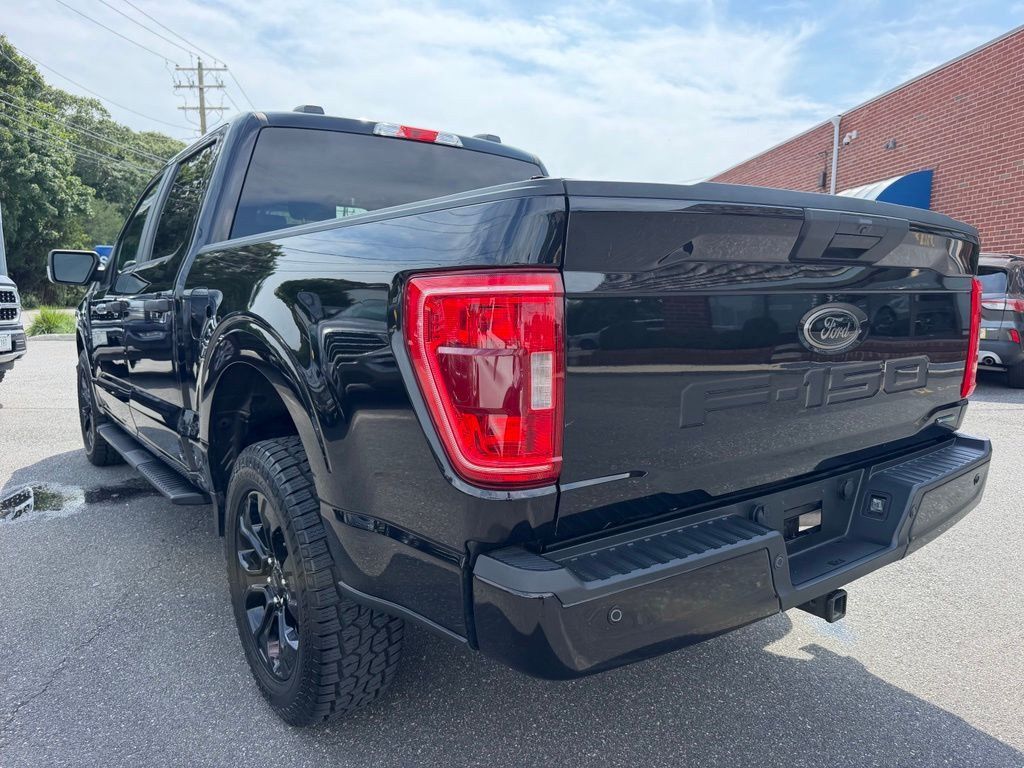 Certified 2022 Ford F150 XL w/ STX Black Appearance Package AWD/4WD image 4