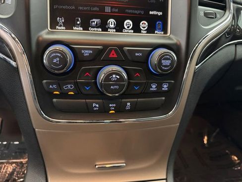 Used 2015 Jeep Grand Cherokee Overland image 4