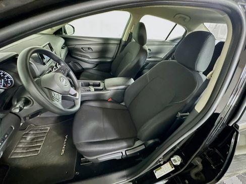 Used 2025 Nissan Sentra S image 13