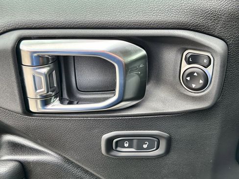 New 2025 Jeep Wrangler Willys image 15