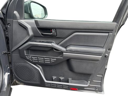 Used 2025 Toyota Tacoma SR5 RWD image 18