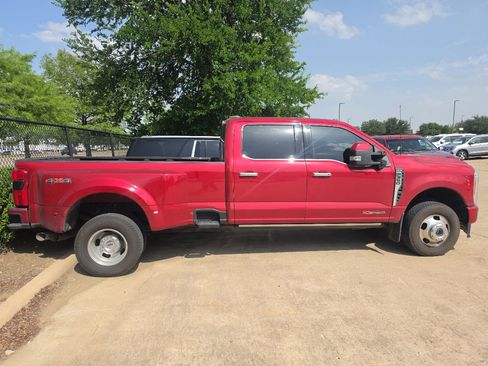 Used 2023 Ford F350 Limited AWD/4WD image 3