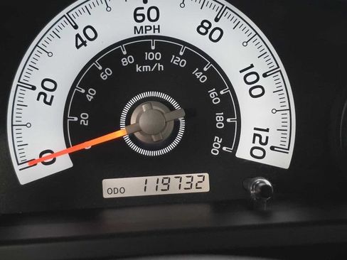 Used 2010 Toyota FJ Cruiser 4WD image 10