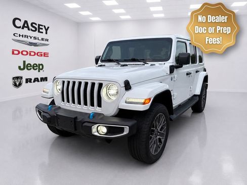 Used 2023 Jeep Wrangler Unlimited Sahara w/ Cold Weather Group AWD/4WD image 3